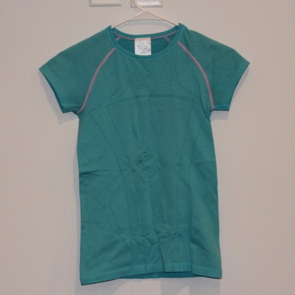 Ivivva Girls Size 12 Fly Tech Shirt